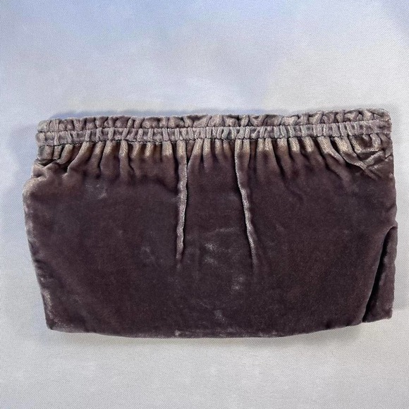 Authentic 1990s Velvet/ Velour Prada Clutch with Classic “Prada” Emblem & Papers - Picture 2 of 4